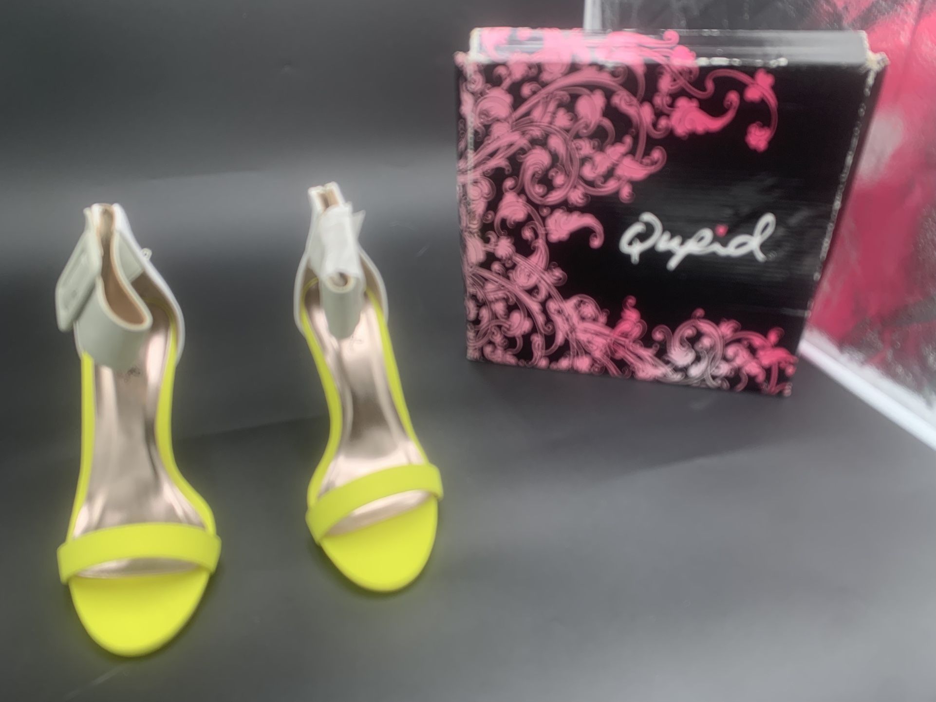 Qupid High Heels (6/half)