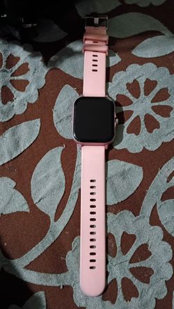 Pink Smartwatch with Silicone Band