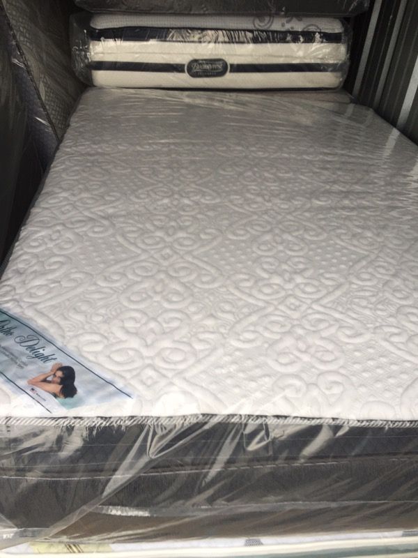 Camas nuevas ala venta