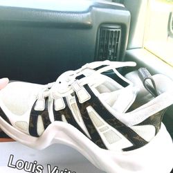 Louis Vuitton Women Sneakers Size 8.5