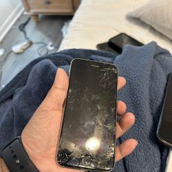 iPhone 11 And iPhone 8 Plus 2 iPhone 6s