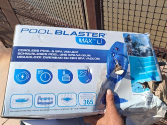 POOLBLASTER

MAX™ Li

CORDLESS POOL & SPA VACUUM

SCHNURLOSER POOL UND SPA-VAKUUM

DRAADLOZE ZWEMBAD EN EEN SPA VACUÜM

BLASTER