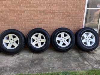 Jeep Wrangler Wheels with Goodyear Wrangler Tires – Set of 4