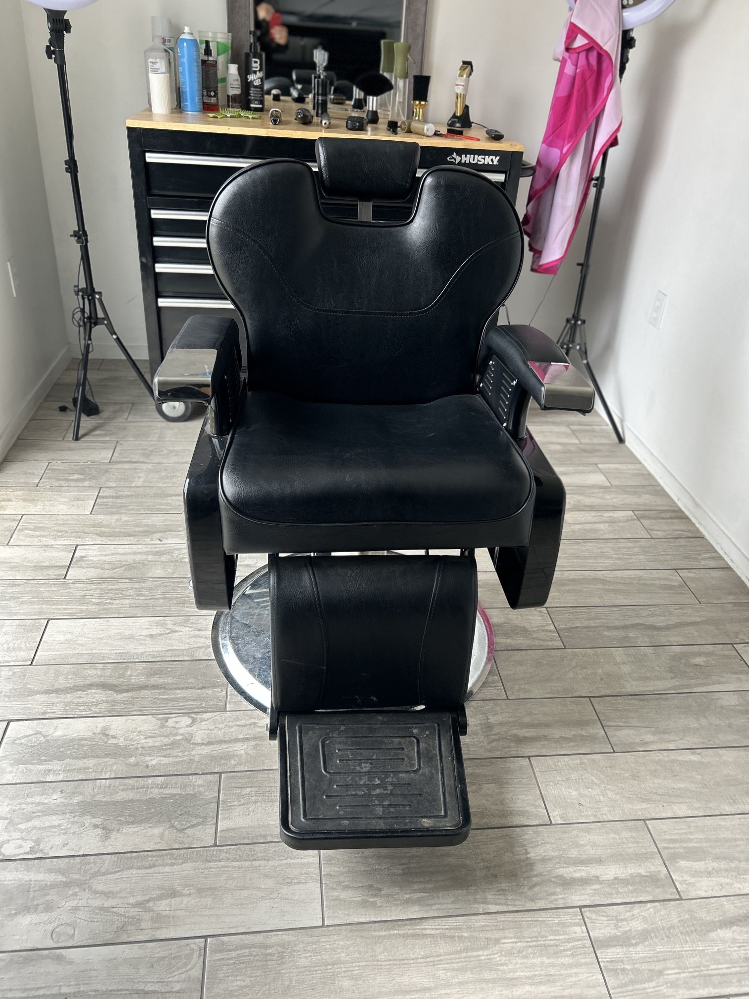 Barber chair