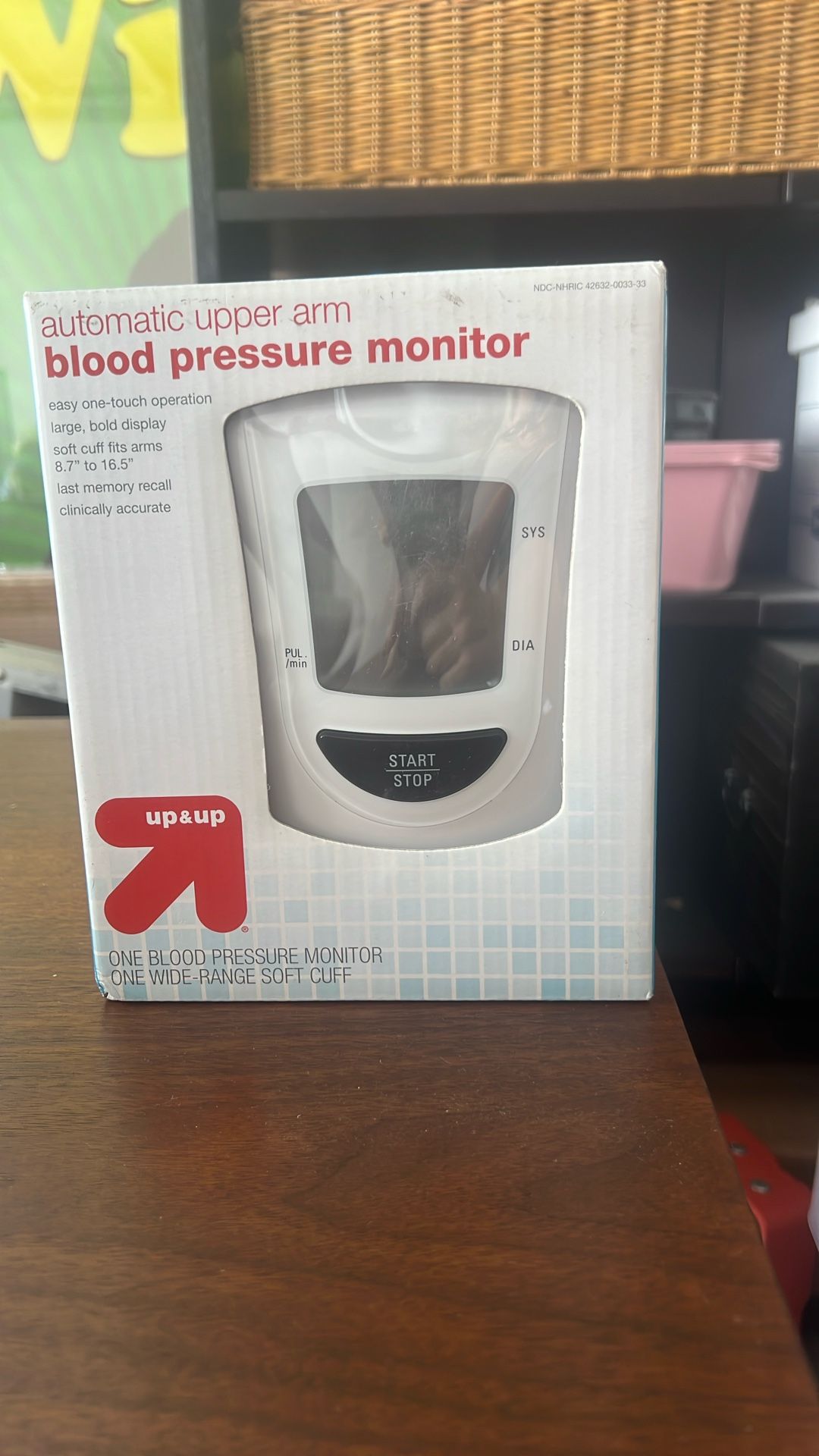 unused automatic upper arm blood pressure monitor w batteries