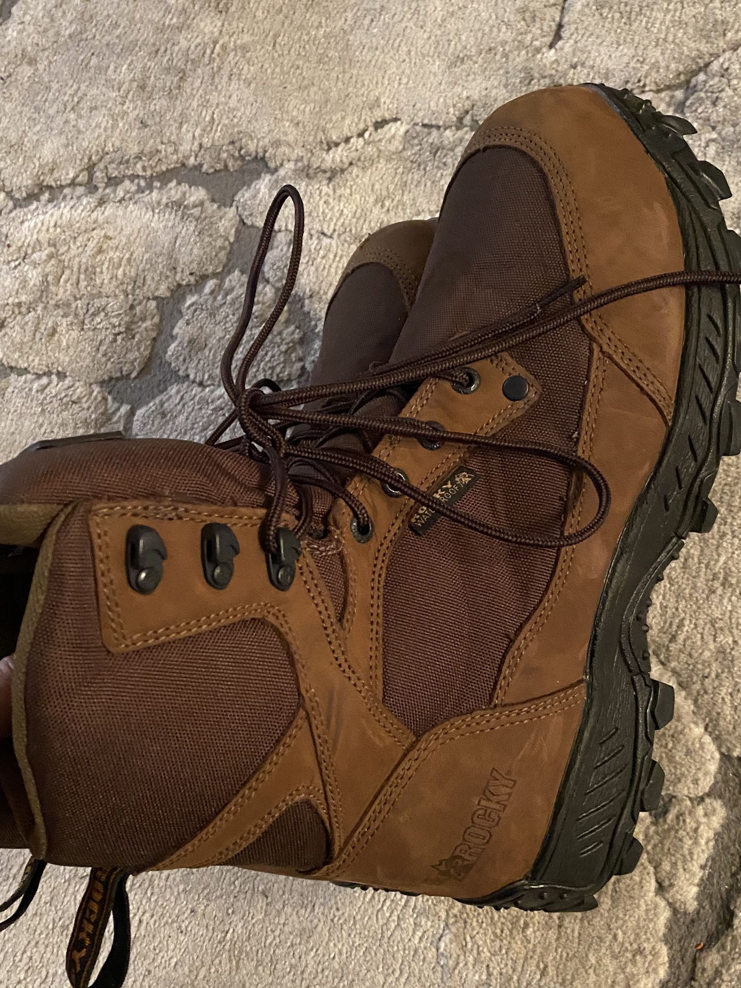 Rocky Men's Prohunter Hiking Boot Mens Size 10,5 W for Sale in Federal