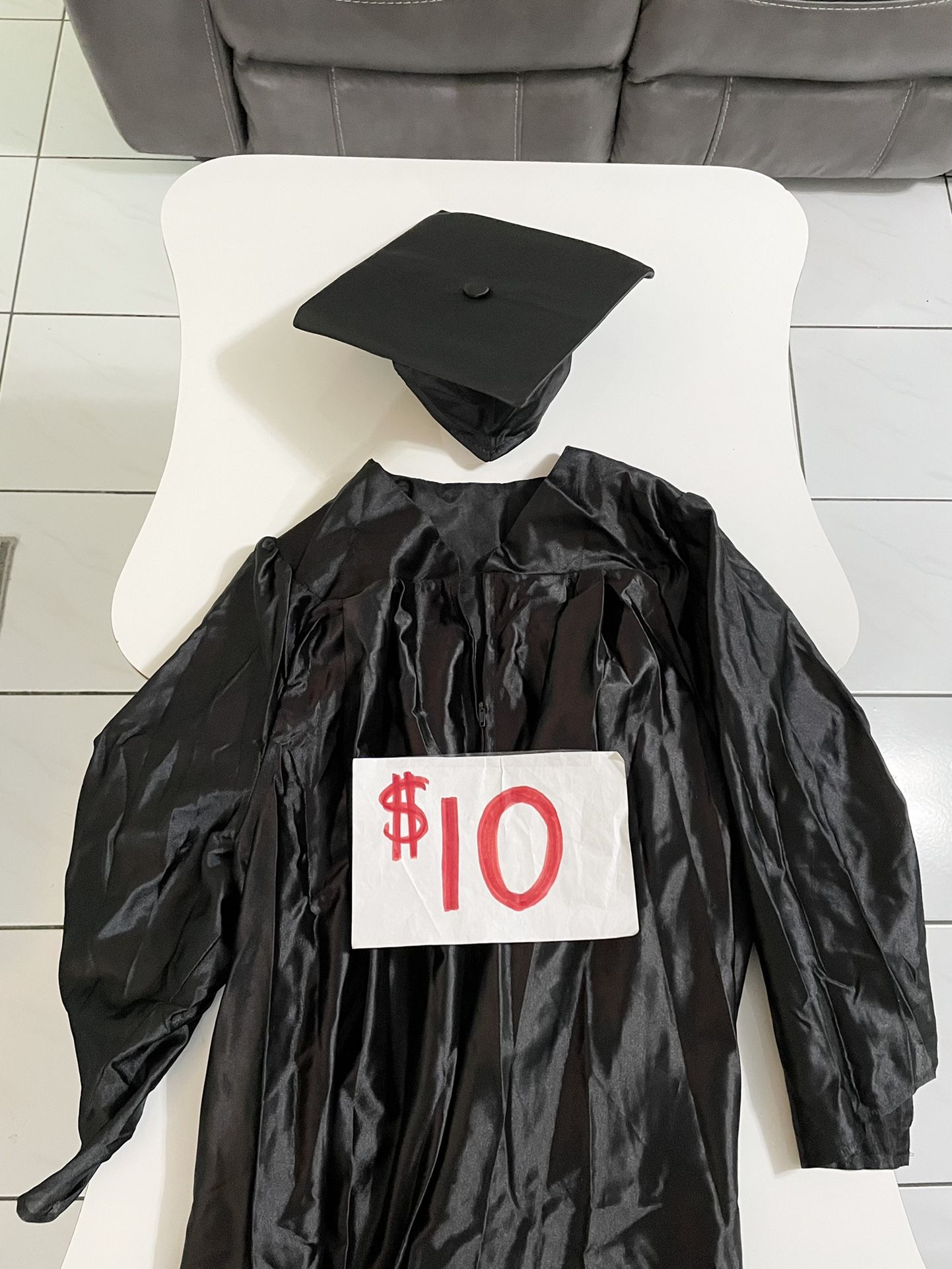 Halloween costume Black graduation cap and gown zip up all sizes