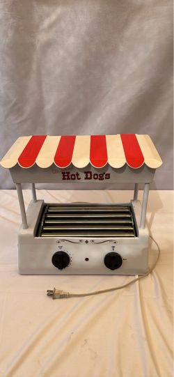 Old fashioned hot dogs 🌭 machine