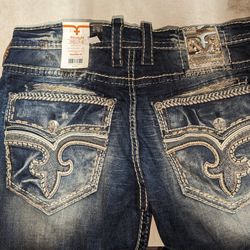 Men's Rock Revival "Amoux/Straight Leg"  38x34 Jeans (Brand New)