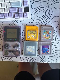 Gameboy Color transparent (has scratches) CHECK DESCRIPTION PLEASE
