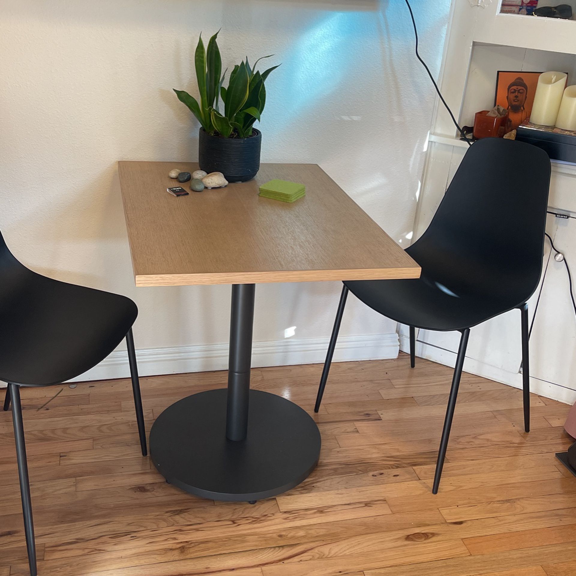 West Elm ORBIT Bistro Table  SET with chairs by https://offerup.com/redirect/?o=QXJ0aWNsZS5jb20=!