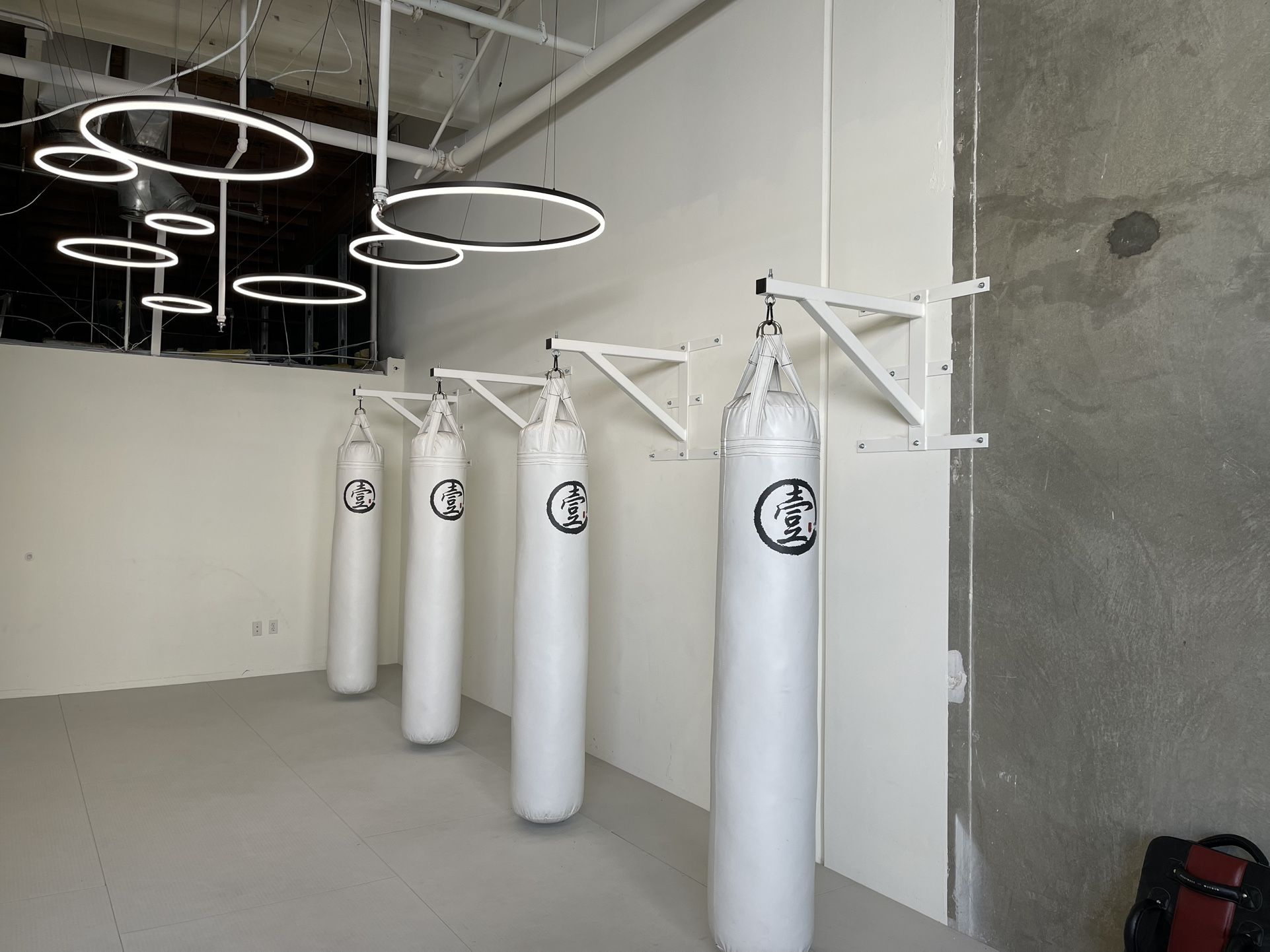 PUNCHING BAG RACKS🔹MMA BOXING THAI BAGS