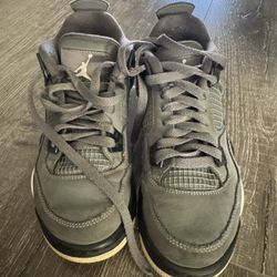 Grey Unisex Jordans 