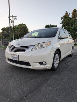 2015 Toyota Sienna