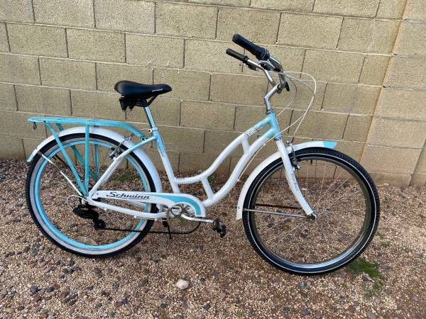 Schwinn "Point Break" Beach Cruiser
