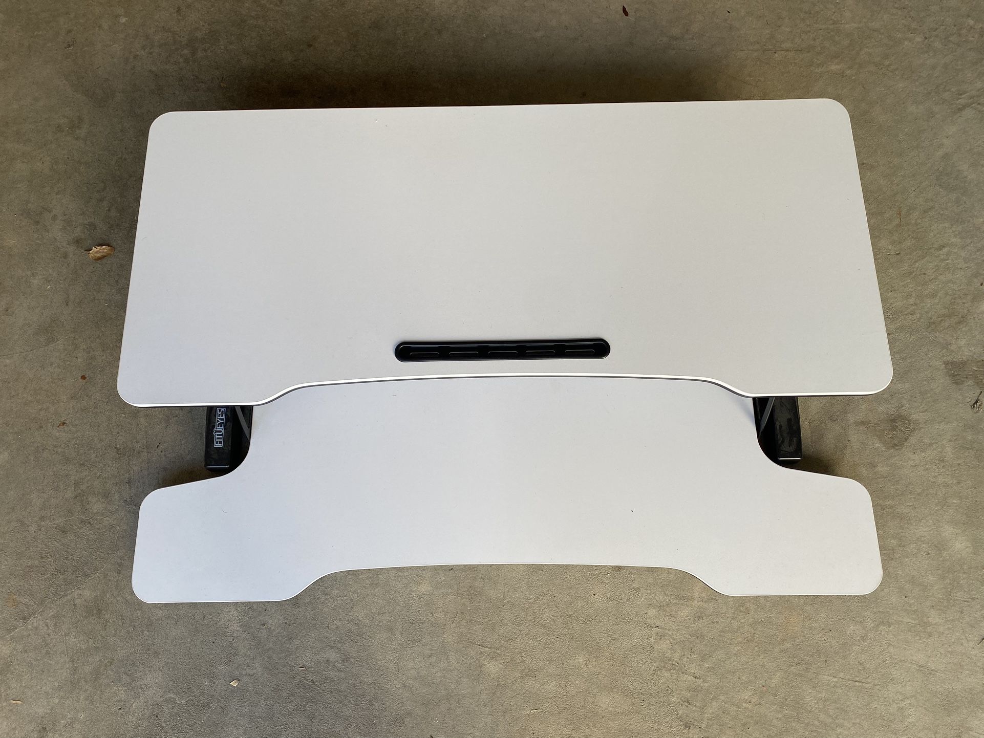 Excellent Condition - Sit-n-stand Desk