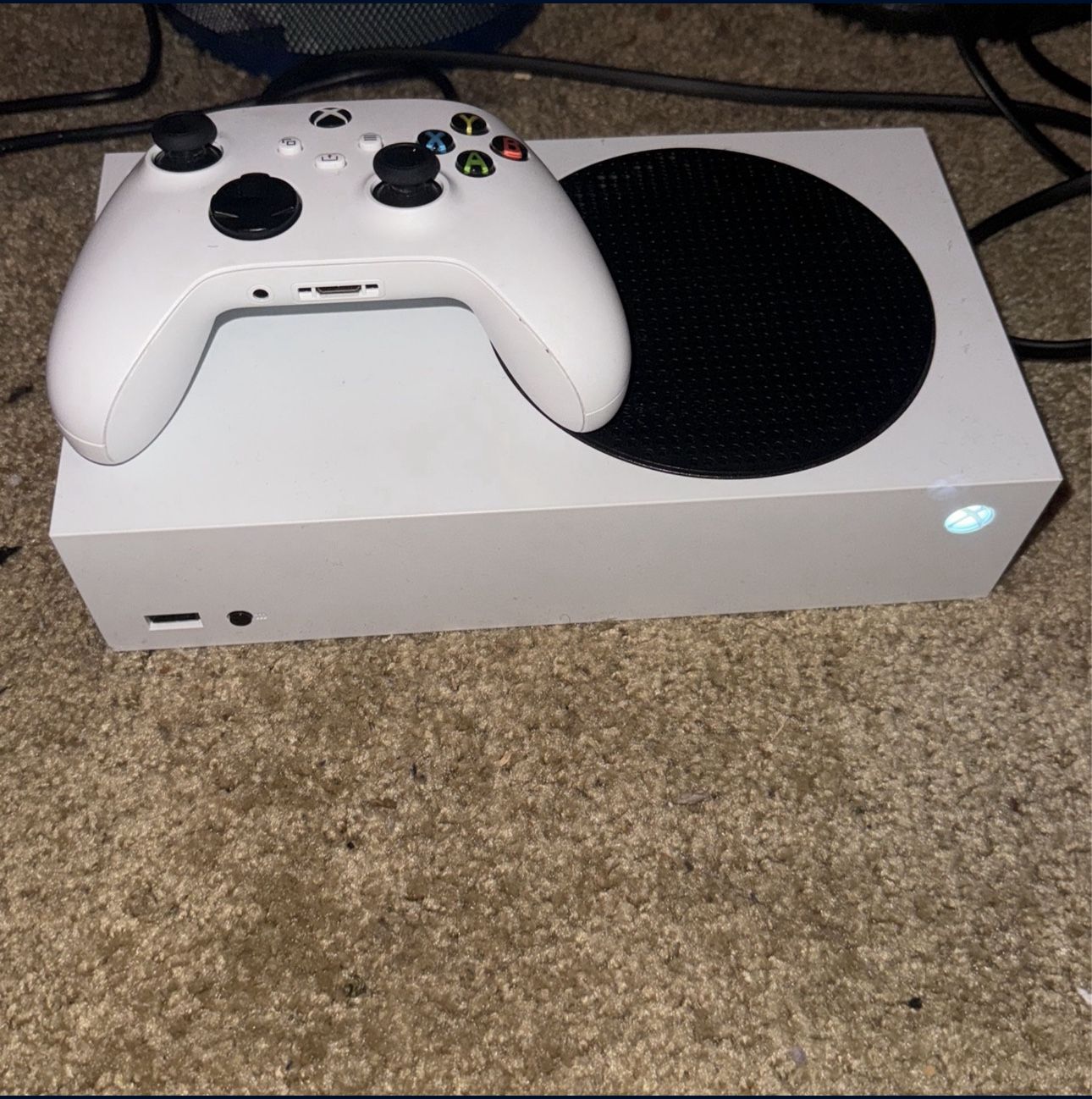 Xbox  S Series  1 tb Monitor Included 