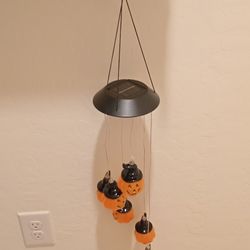 Holloween pumpkin lanterns, solar, wind chime