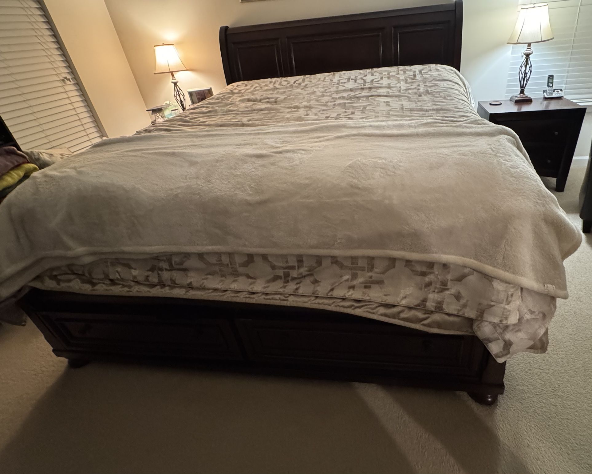 King Size Bedroom Set, Mattress Not Included