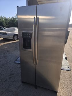 Ge Profile Fridge Working Condition  Pik Up Only