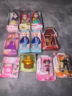 Disney & Marvel Toy Bundle – 11 Pieces