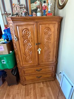 Solid wood armoire w/double door hand carved 2 drawer