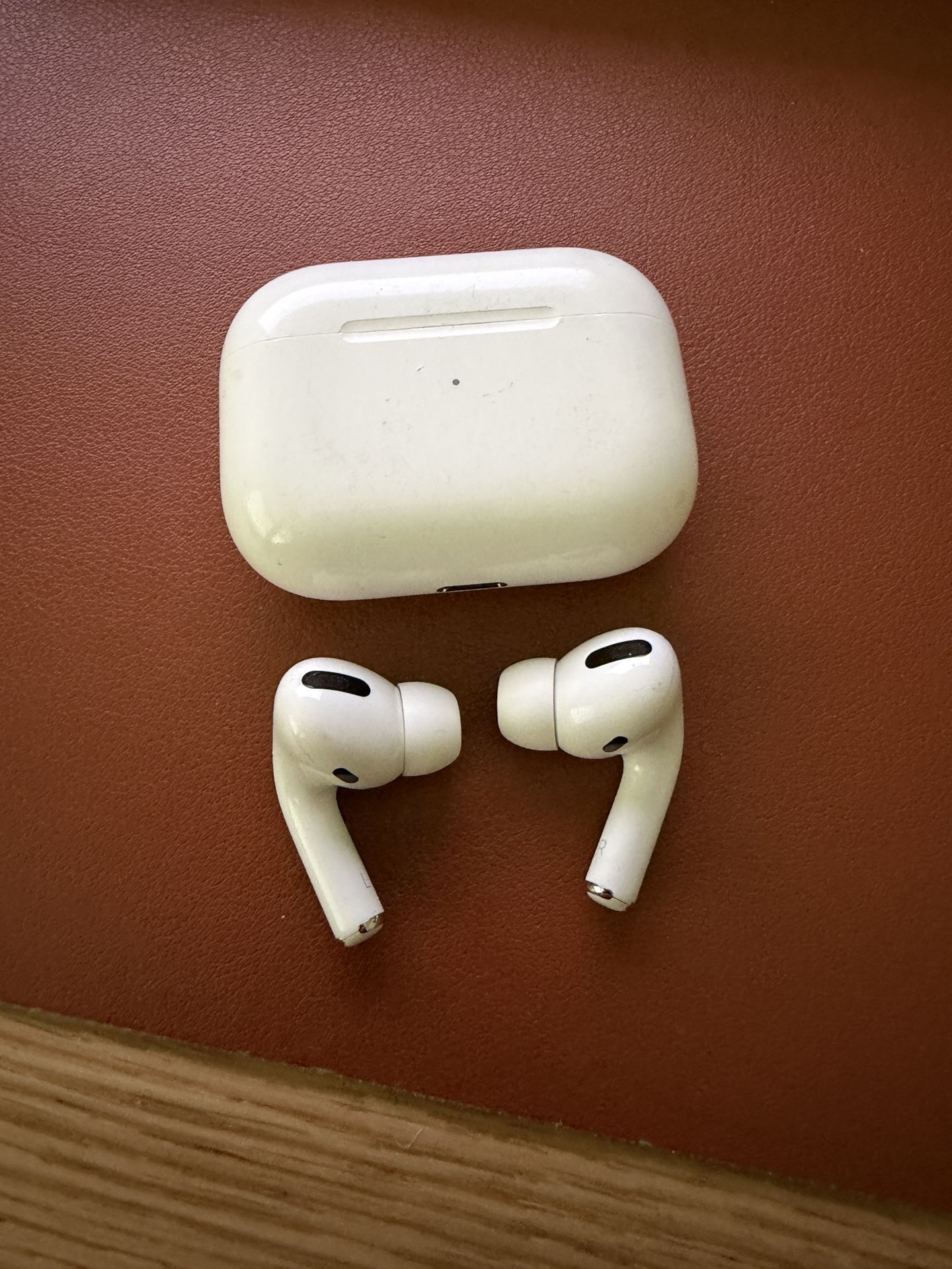 AirPods Pro (1st Generation)