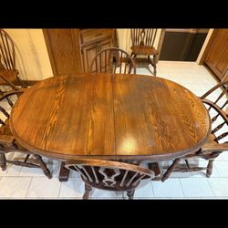 Kitchen table 