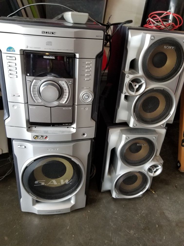 Sony/stereo system and speakers