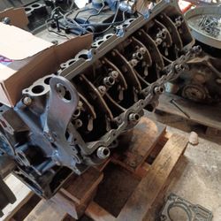 2006 Ford F-350 6.0 Heads. Also Have Oil Pump And Oil Rails.