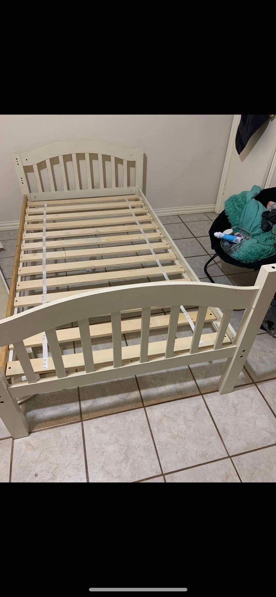 TWIN SIZE BED FRAME-SOLID WOOD -WHITE COLOR