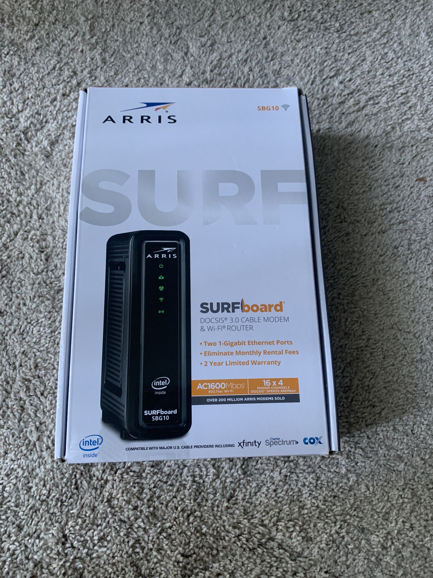 ARRIS SBG10 SURFboard  AC1600 Dual-Band Cable Modem  Router - Black