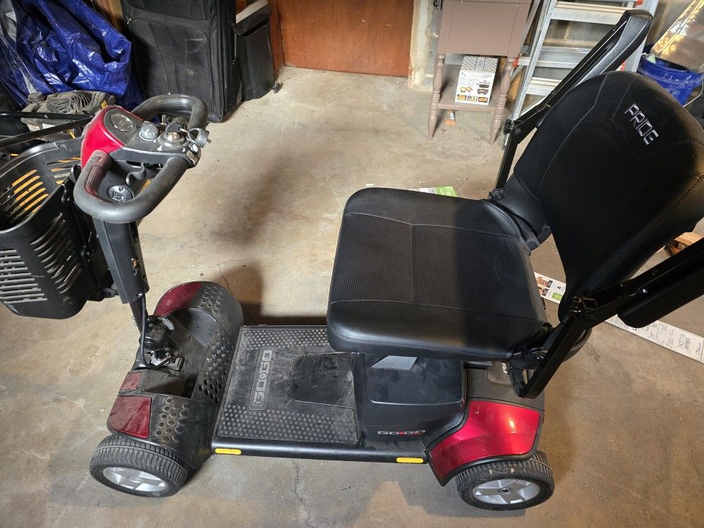 Used Pride GoGo Elite 4-wheel mobility scooter