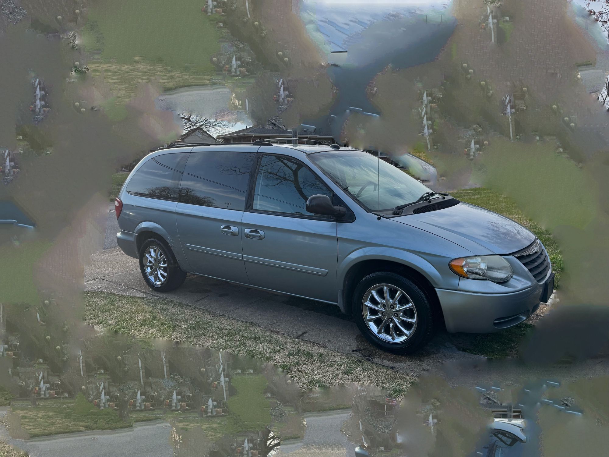 2005 Chrysler Town & Country