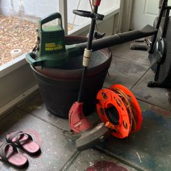 Electric Weedeater And Blower!!! Both Work. 100 Ft Extension Cord Included 