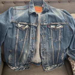 Men Levis Jean Jacket Size Large  $60 Obo