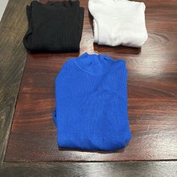 Lot of 3 Women's Turtleneck ! One Size 