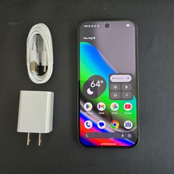 Google Pixel 10 5G - UNLOCKED - Like New