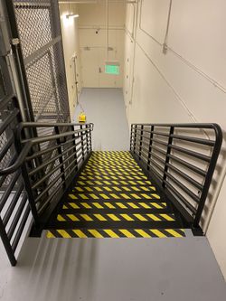 Floor/ Garage Paint And Sealant 