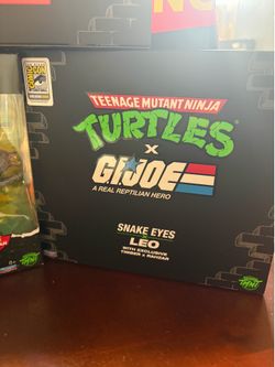 Hasbro TMNT x G.I. Joe Snake Eyes & Leonardo SDCC Exclusive Set w/ Timber