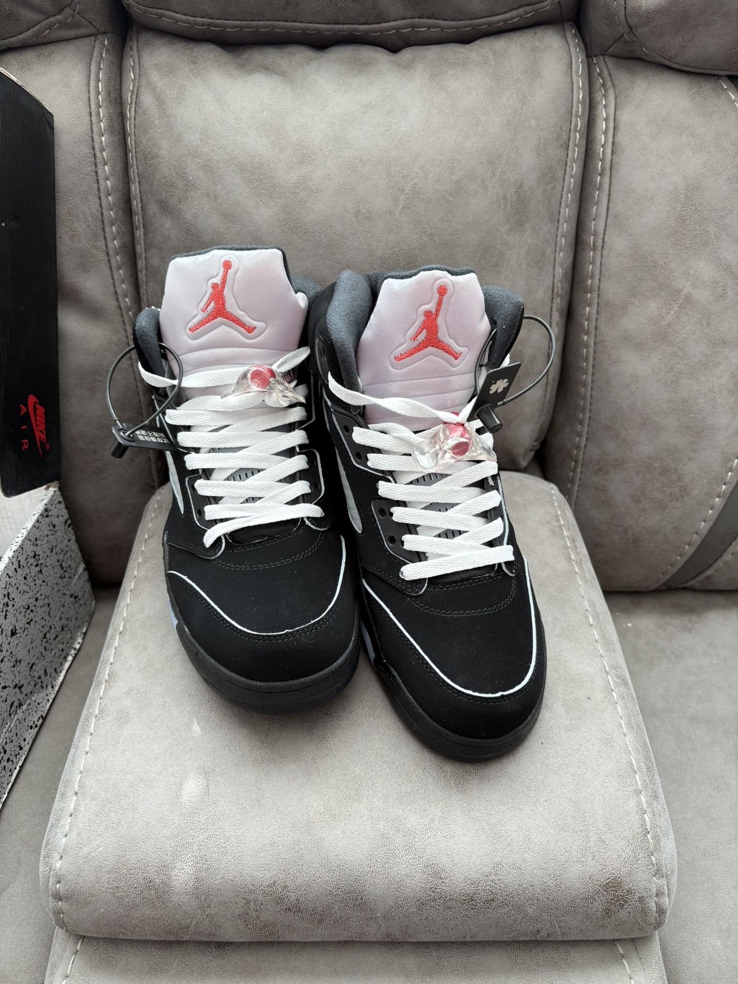 Jordan 5 Retro Metallic Size 8.5