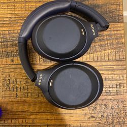 Sony WH-1000XM4 Wireless Premium Noise Canceling Overhead Headphones with Mic for Phone-Call and Alexa Voice Control, Black WH1000XM4