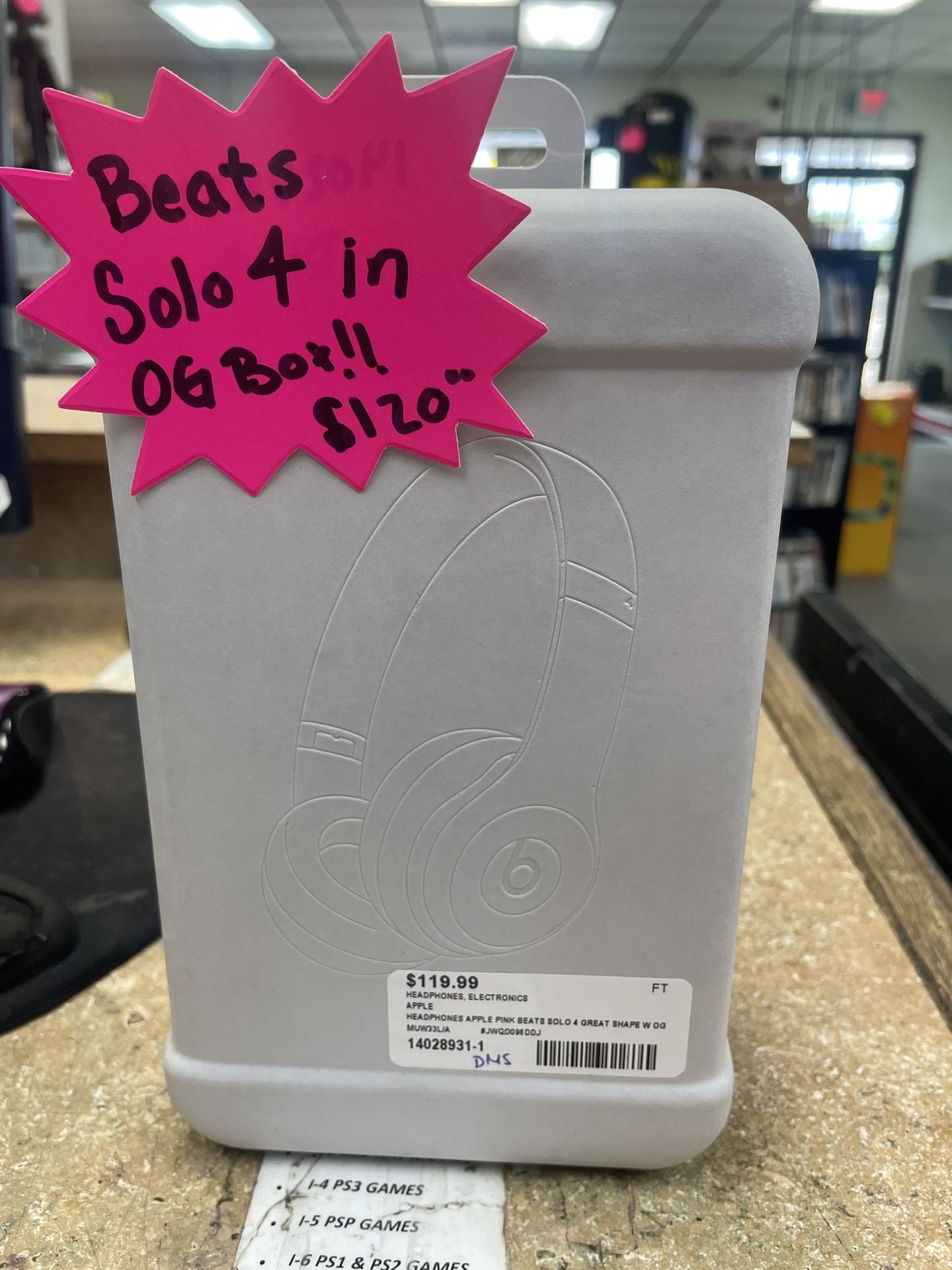 Beats Solo 4