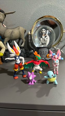 Pokimon figures