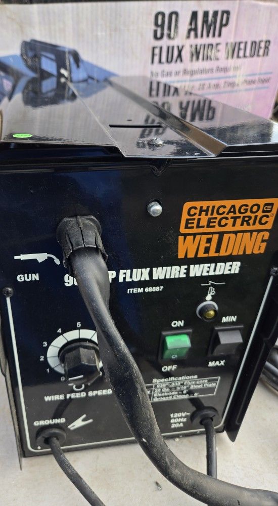 Welder Chicago Electric 110v