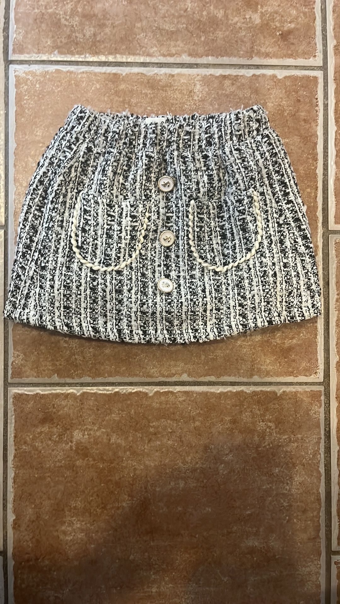 SHEIN Black And White Tweeted Mini Skirt