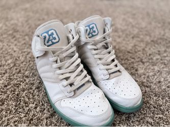 Air Jordan 1 flight 4 university blue