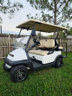 LITHIUM Club Car Precedent Golf Cart