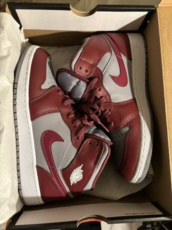 Jordan 1. 7y