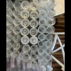 Fine glass set, fancy and designed
